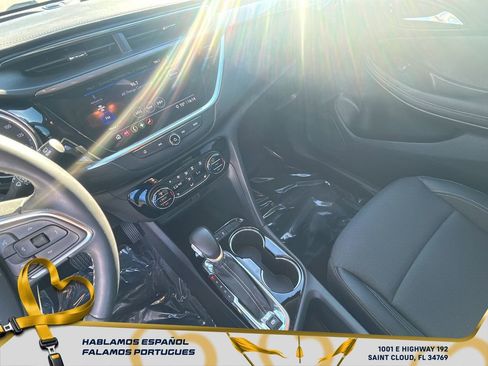 Used 2022 Buick Encore GX Select image 21