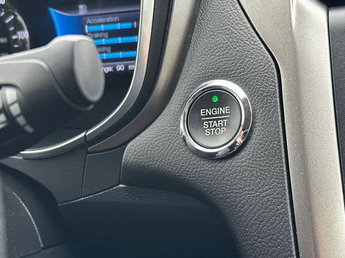 Used 2017 Ford Fusion Energi SE FWD image 21