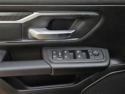 New 2026 RAM 1500 4x4 Crew Cab image 15