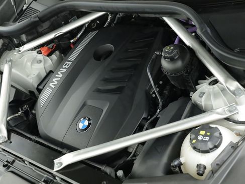 Used 2024 BMW X5 sDrive40i RWD image 9