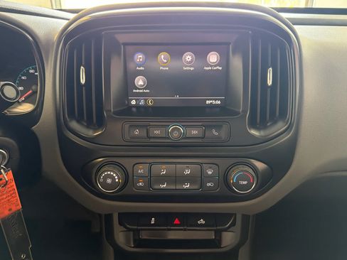 Used 2022 Chevrolet Colorado W/T RWD image 31