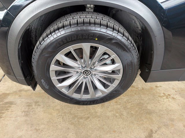 Used 2025 MAZDA CX-90 3.3 Turbo w/ Preferred Package AWD/4WD image 13