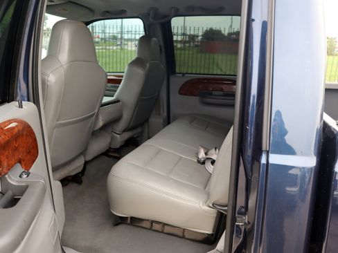 Used 2003 Ford F250 XL image 28