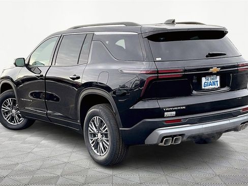 New 2026 Chevrolet Traverse LT w/ Driver Confidence Package image 3