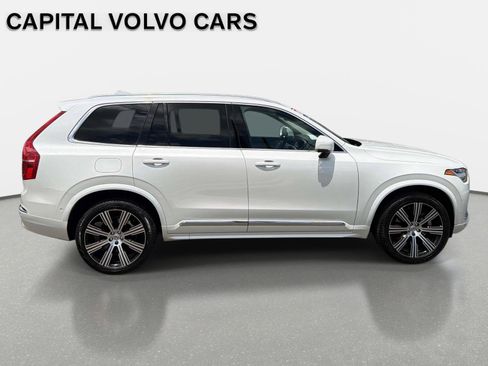 Certified 2024 Volvo XC90 T8 Plus w/ Protection Package Premier AWD/4WD image 4
