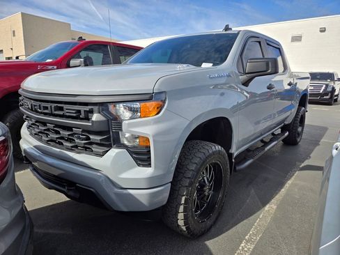 Used 2025 Chevrolet Silverado 1500 Custom RWD image 1
