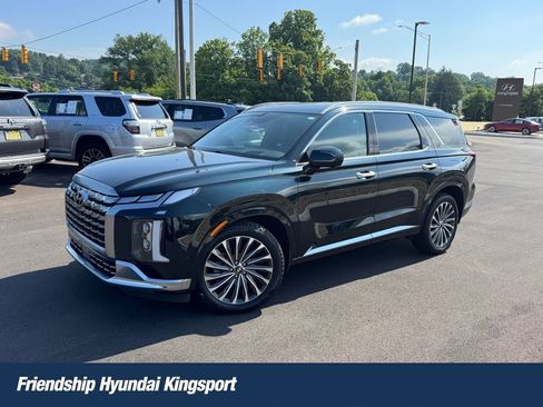 Used 2023 Hyundai Palisade Calligraphy w/ Cargo Package AWD/4WD image 1