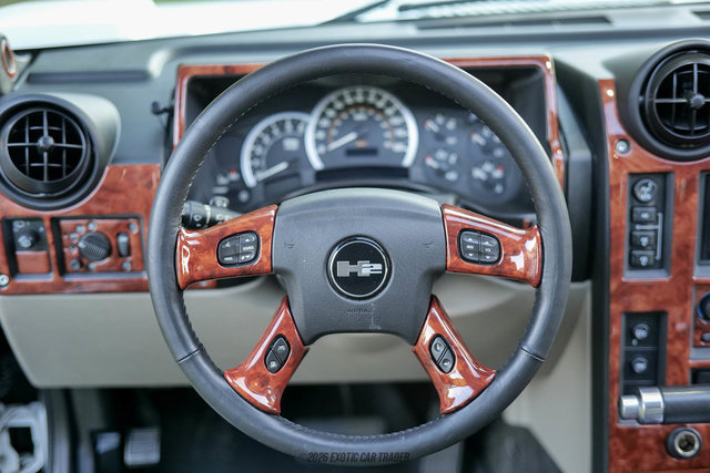 Used 2005 HUMMER H2 w/ Preferred Equipment Group AWD/4WD image 18