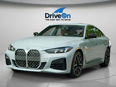 Used 2025 BMW 430i xDrive image 4