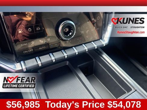 New 2026 GMC Acadia AT4 w/ Luxury Package image 29