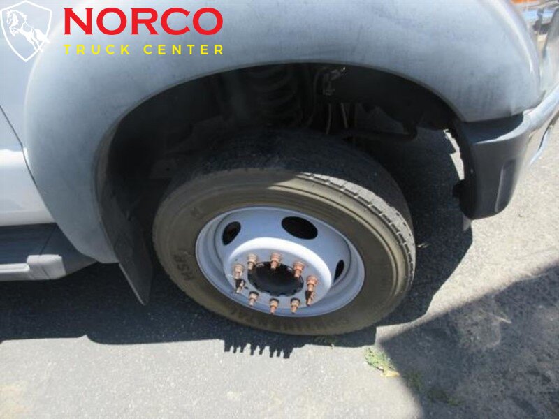 Used 2012 Ford F550 2WD Crew Cab Super Duty image 10