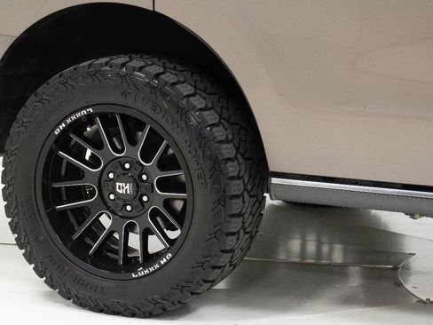 Used 2018 Ford Expedition Limited RWD image 87