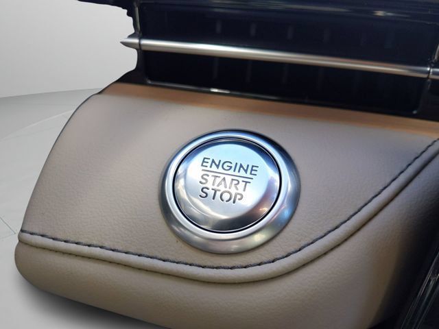 Certified 2024 Lincoln Nautilus Reserve AWD/4WD image 36