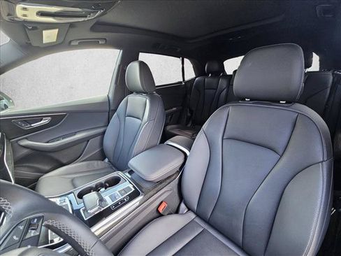 Certified 2025 Audi Q8 Premium Plus AWD/4WD image 14