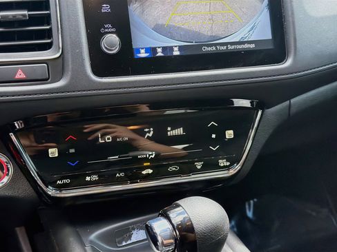 Certified 2022 Honda HR-V EX image 14