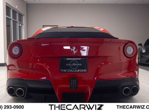 Used 2016 Ferrari F12 Berlinetta RWD image 23