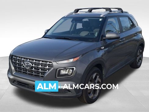 Used 2023 Hyundai Venue SEL image 1