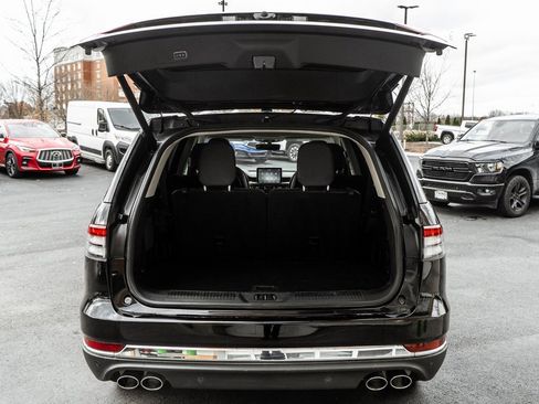 Used 2024 Lincoln Aviator Reserve image 37