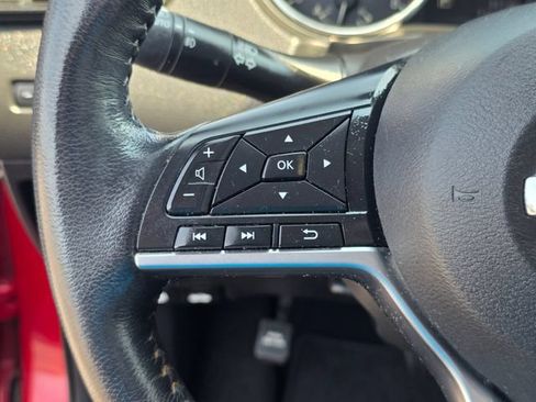 Used 2018 Nissan Rogue Sport SL FWD image 33