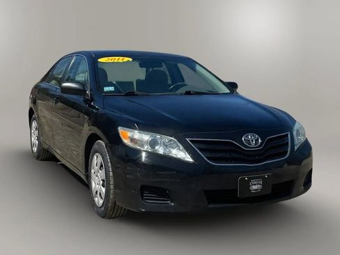 Used 2011 Toyota Camry FWD image 29
