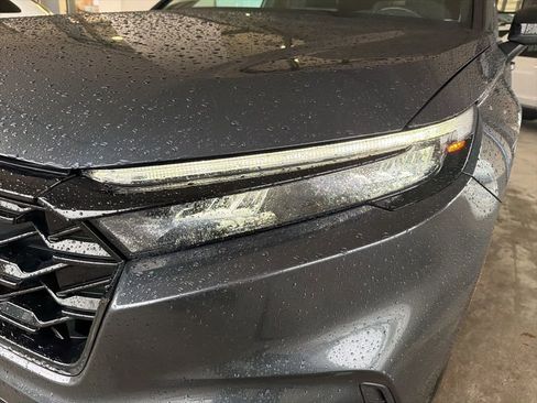 Certified 2023 Honda CR-V Sport image 9