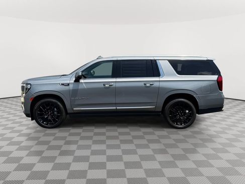 Used 2023 GMC Yukon XL Denali w/ Max Trailering Package AWD/4WD image 4