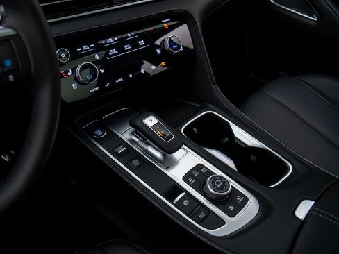 Certified 2025 INFINITI QX60 Luxe AWD/4WD image 11