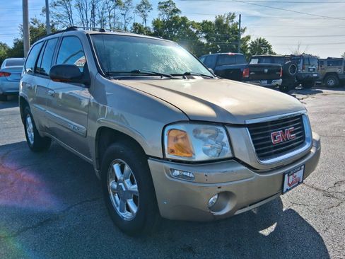 Used 2005 GMC Envoy SLT AWD/4WD image 3
