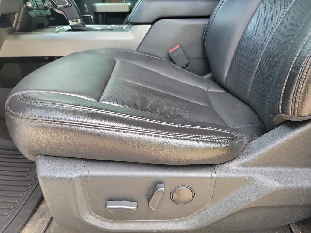 Used 2020 Ford F150 Lariat AWD/4WD image 12