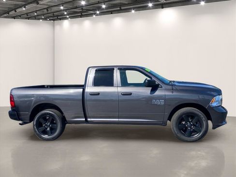 Used 2019 RAM 1500 Express AWD/4WD image 8