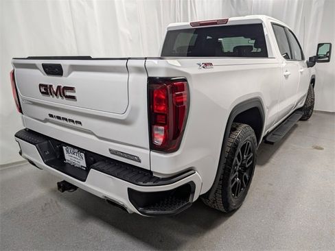 Used 2022 GMC Sierra 1500 Elevation image 4
