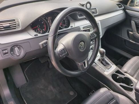 Used 2013 Volkswagen CC Sport FWD image 7