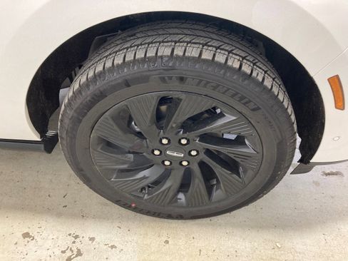 Used 2025 Lincoln Navigator L Reserve w/ Jet Appearance Package image 13