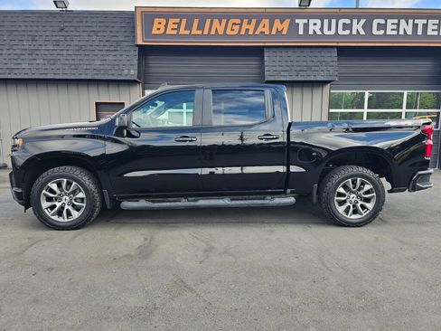 Used 2020 Chevrolet Silverado 1500 RST w/ RST Value Package AWD/4WD image 2