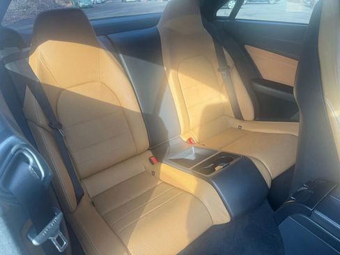 Used 2014 Mercedes-Benz E 350 4MATIC Coupe image 25