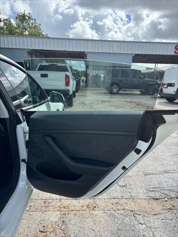 Used 2023 Tesla Model 3 Long Range AWD/4WD image 17