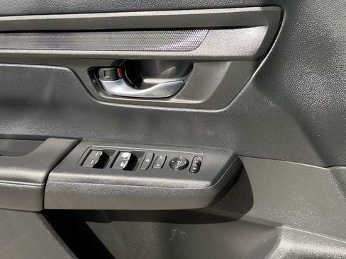 Used 2024 Honda CR-V LX image 28