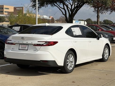 New 2026 Toyota Camry LE image 4
