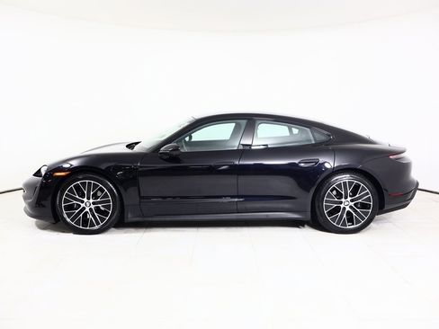 Used 2024 Porsche Taycan image 10