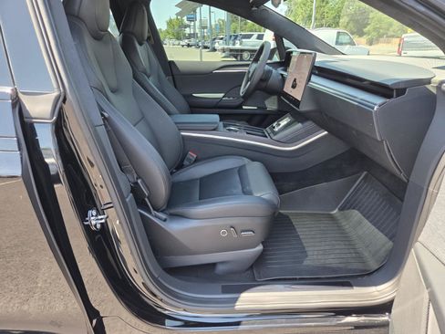Used 2025 Tesla Model X AWD/4WD image 20