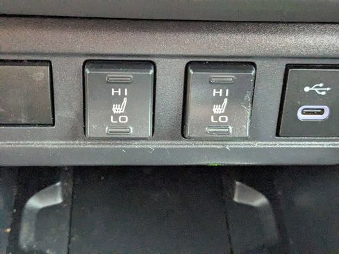 Used 2025 Toyota Corolla Cross AWD Hybrid w/ Convenience Package image 24