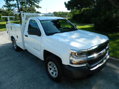 Used 2017 Chevrolet Silverado 1500 W/T w/ WT Fleet Convenience Package AWD/4WD image 3