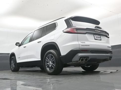 Used 2025 GMC Acadia Elevation FWD image 46