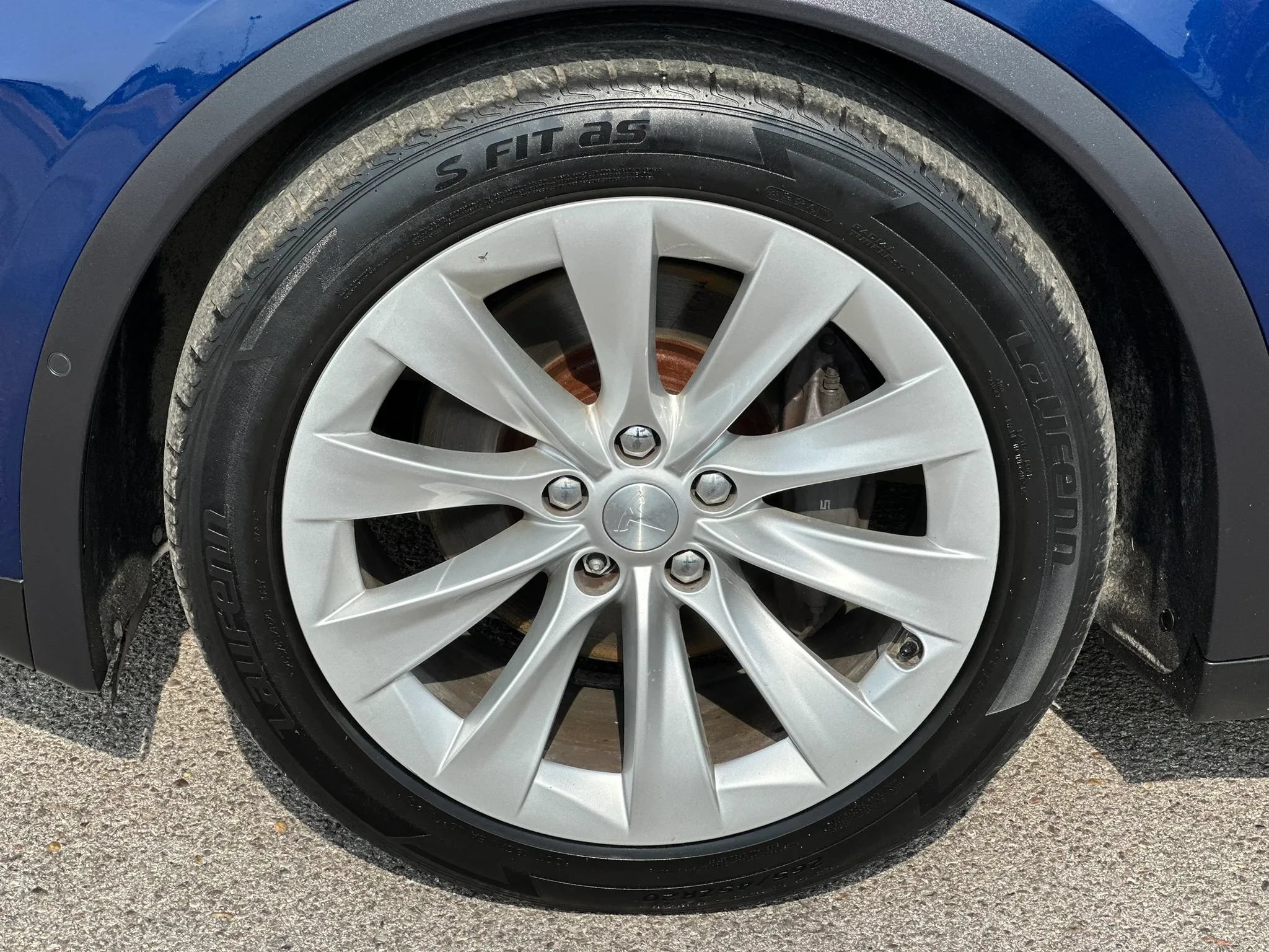 Used 2017 Tesla Model X 75D AWD/4WD image 34