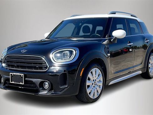 Used 2021 MINI Cooper Countryman image 2