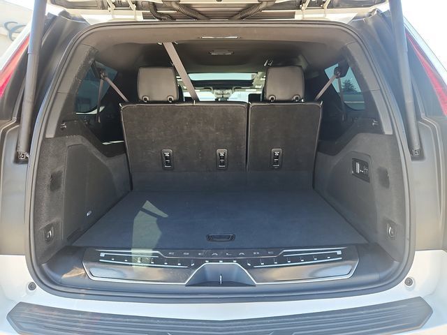 Used 2022 Cadillac Escalade ESV Sport w/ Touring Package AWD/4WD image 30