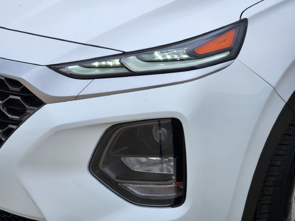 Used 2020 Hyundai Santa Fe SE AWD/4WD image 12