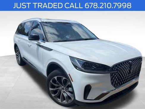 Used 2025 Lincoln Aviator Reserve w/ Illumination Package AWD/4WD image 1