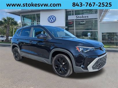 New 2025 Volkswagen Taos SE
