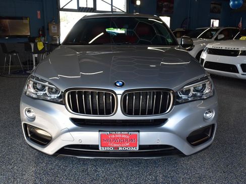 Used 2018 BMW X6 xDrive35i w/ Premium Package Essential AWD/4WD image 13
